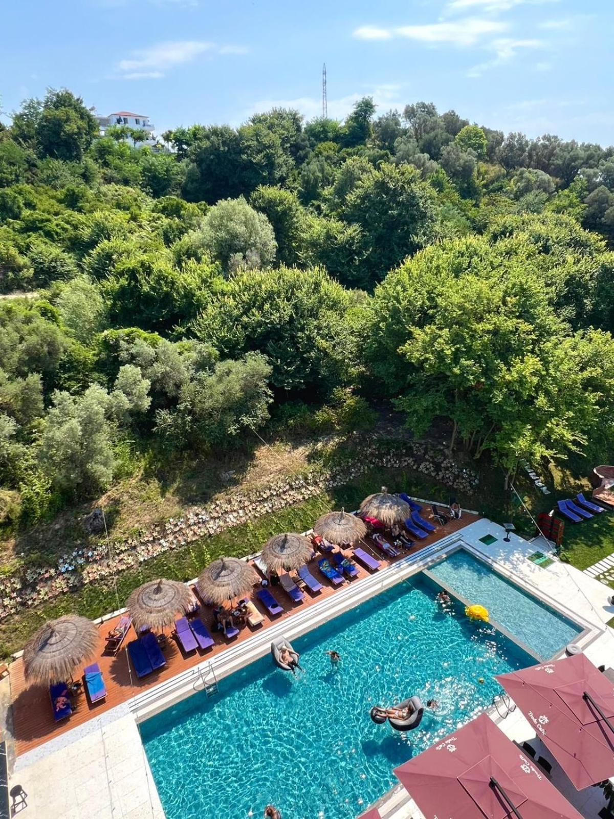 Olivia'S Hill Resort Kryemedhej ภายนอก รูปภาพ