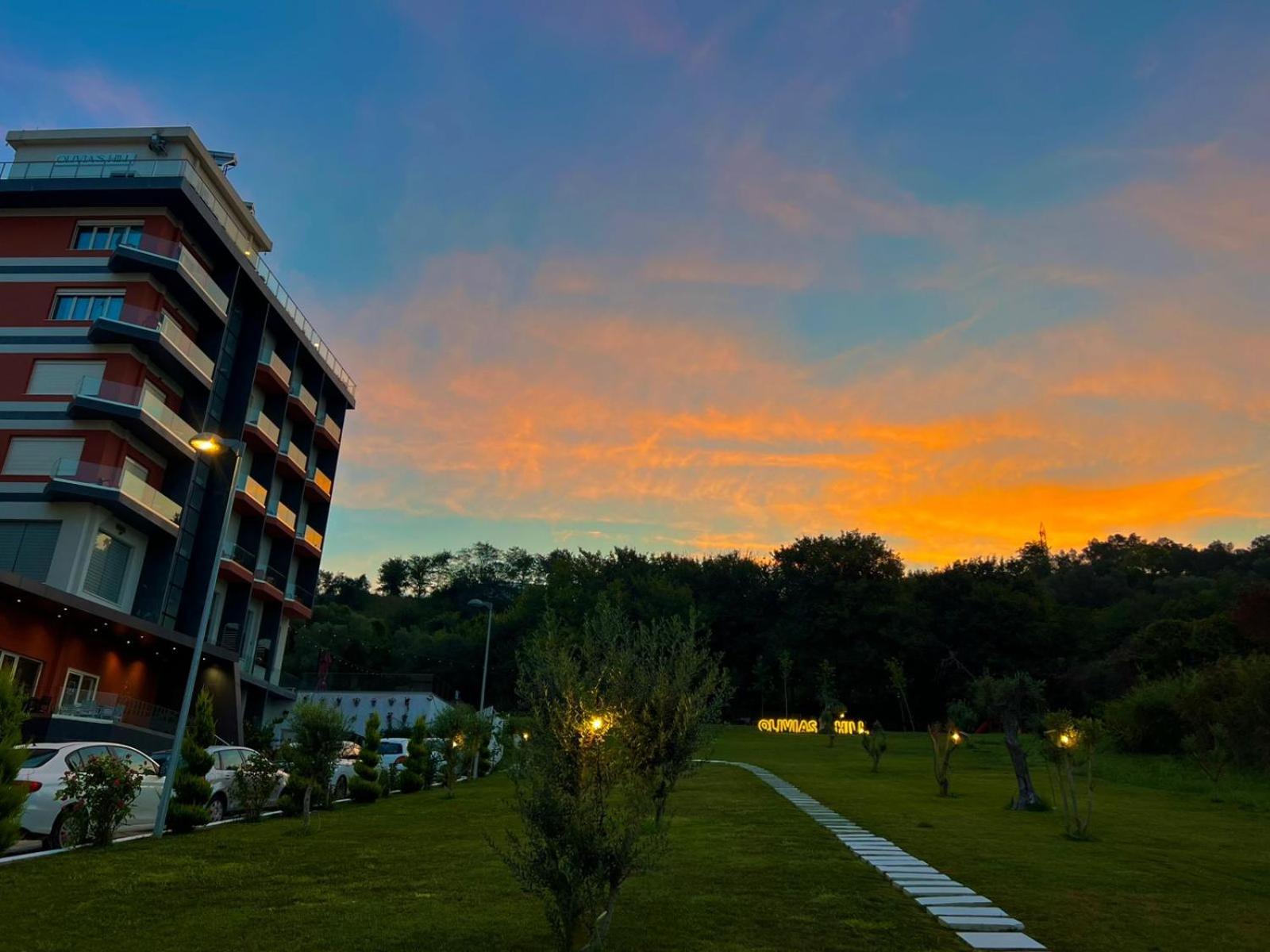 Olivia'S Hill Resort Kryemedhej ภายนอก รูปภาพ