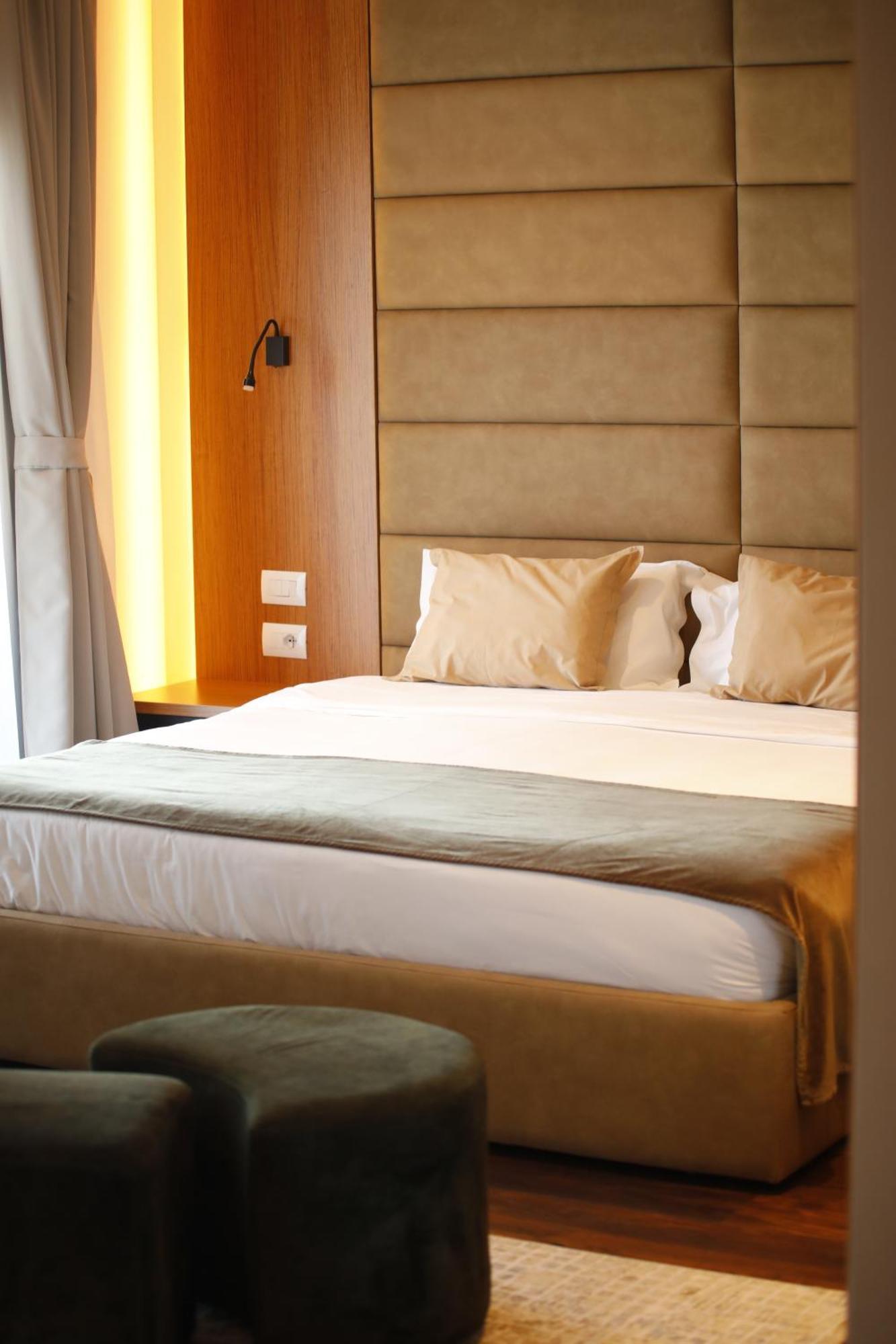Olivia'S Hill Resort Kryemedhej ภายนอก รูปภาพ